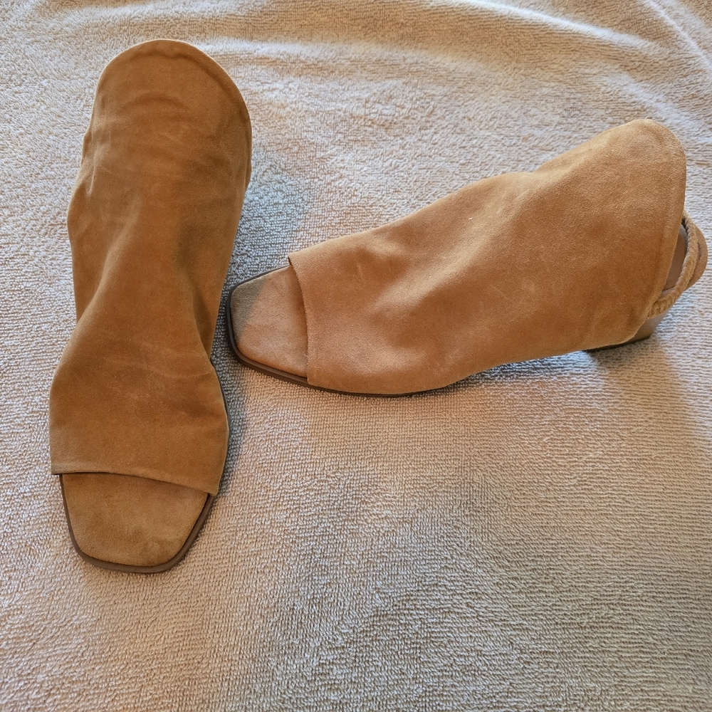 Tisk Tisk by Diba True square toe sling back shoes